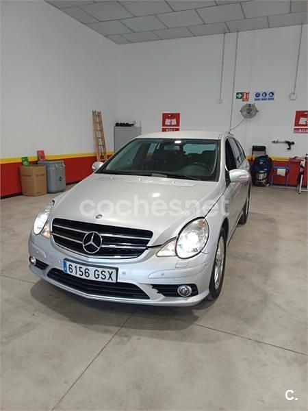 Gris / plata Usado 2010 Mercedes R320 Monovolumen | 12.800 € (Caro) - Imagen 1/4