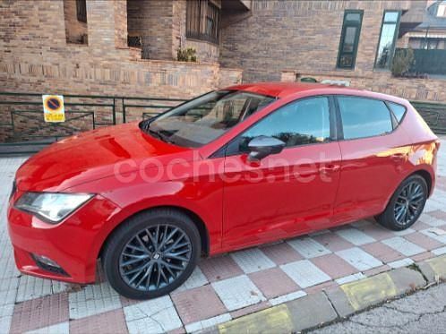Rojo Usado 2016 Seat Leon CONNECT Berlina | 9500 € (Buen precio) - Imagen 1/4