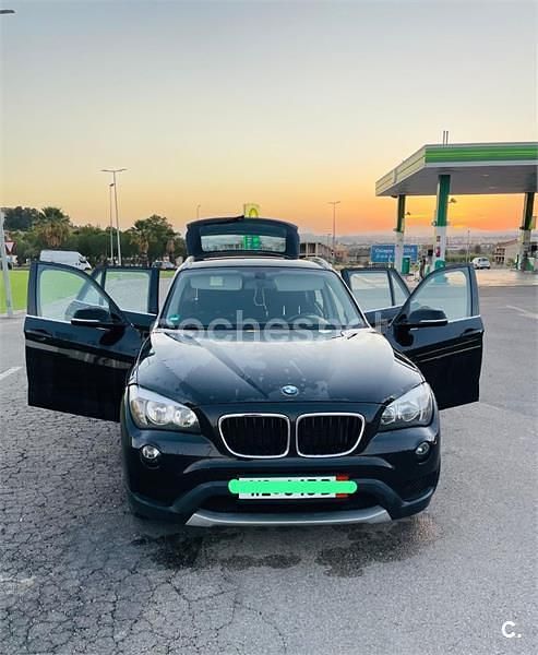 Negro Usado 2013 BMW X1 SUV | 9900 € (Precio justo) - Imagen 1/4