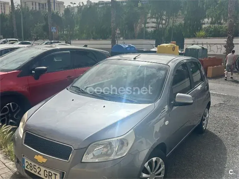 Usado Chevrolet Aveo LS 84 CV (61 kW) 2009 Gris / plata Berlina