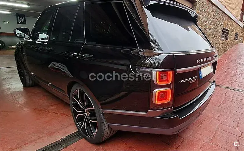 Usado Land Rover Range Rover Vogue 525 CV (386 kW) 2018 Verde SUV