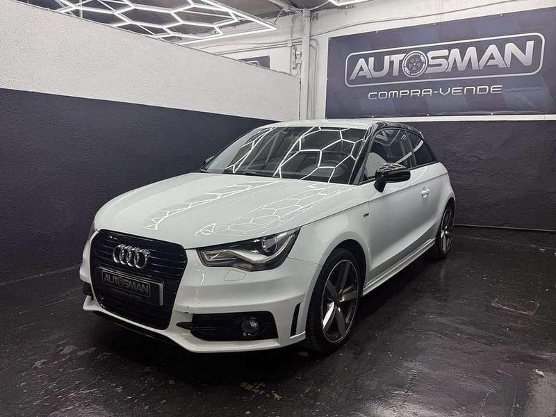 Usado Audi A1 Attraction 86 CV (63 kW) 2014 Blanco Utilitario