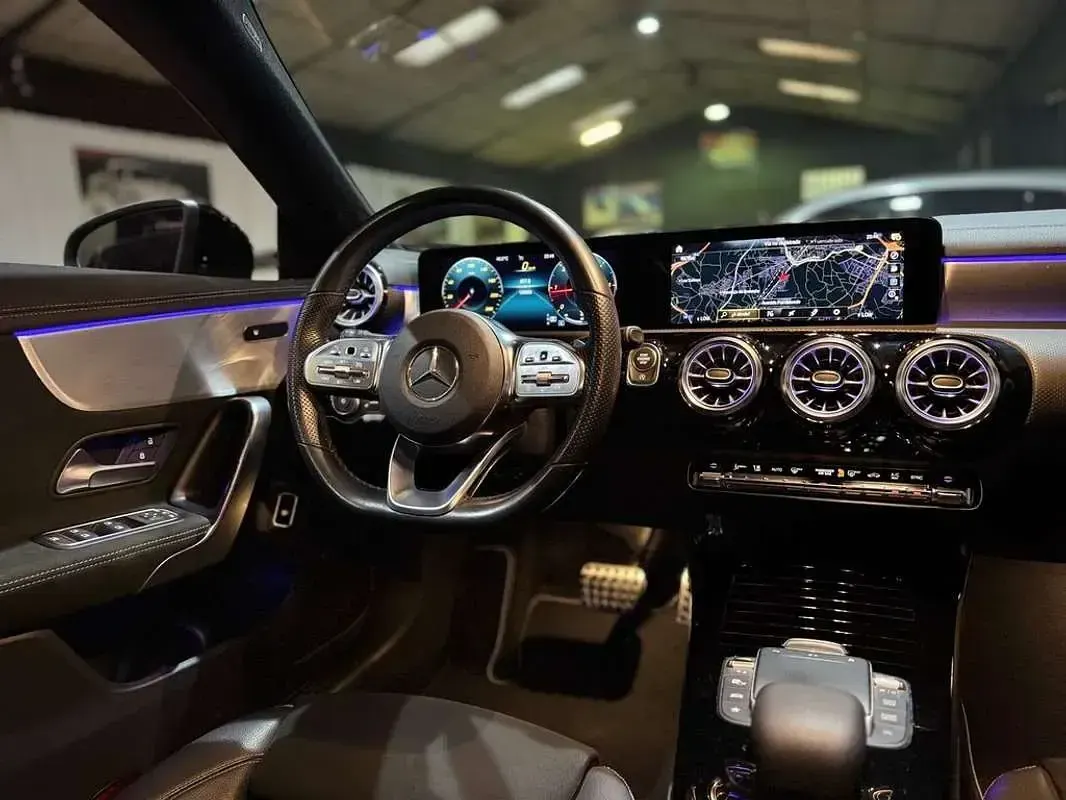 Usado Mercedes CLA200 150 CV (110 kW) 2021 Gris Coupe
