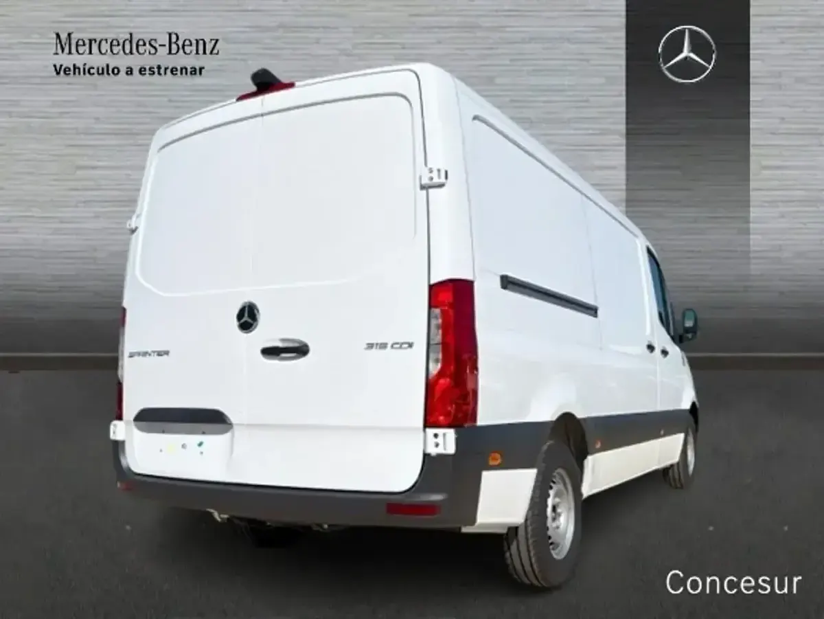 Nuevo Mercedes Sprinter 2026 Blanco Van