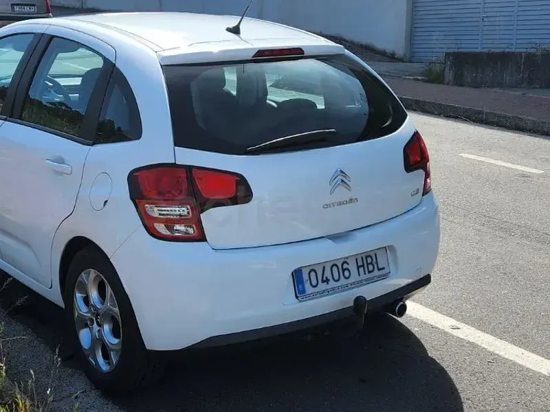 Usado Citroën C3 90 CV (66 kW) 2011 Blanco Berlina