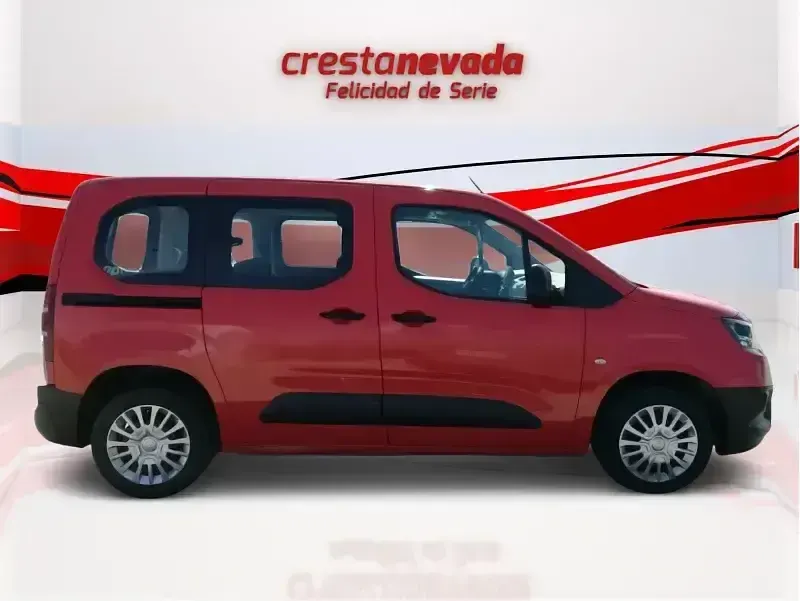 Usado Toyota Proace Verso Active 131 CV (96 kW) 2023 Rojo Familiar