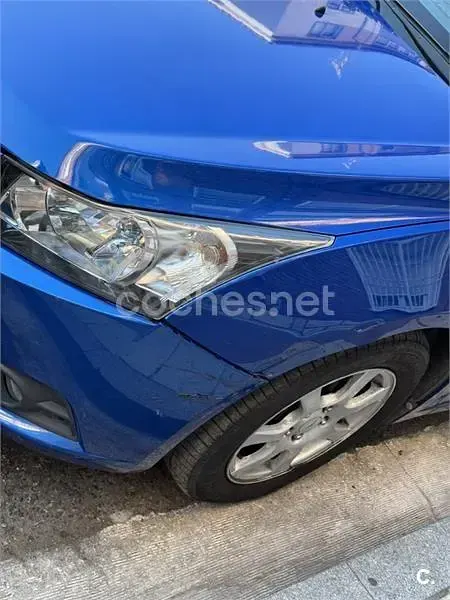 Usado Chevrolet Cruze LS 125 CV (91 kW) 2010 Azul Berlina