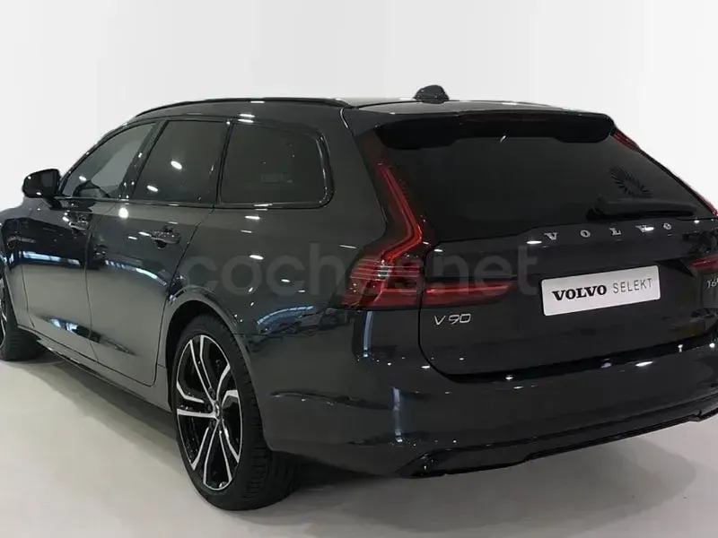 Usado Volvo V90 Ultra 350 CV (257 kW) 2025 Gris / plata Familiar