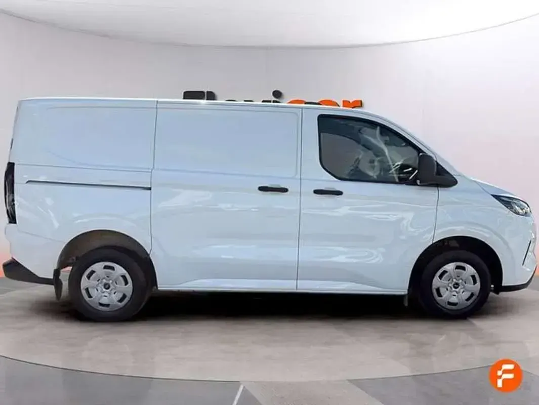 Usado Ford Transit Custom 136 CV (100 kW) 2025 Blanco Van
