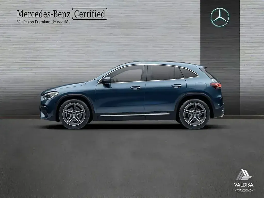 Usado Mercedes GLA200 150 CV (110 kW) 2023 Azul SUV
