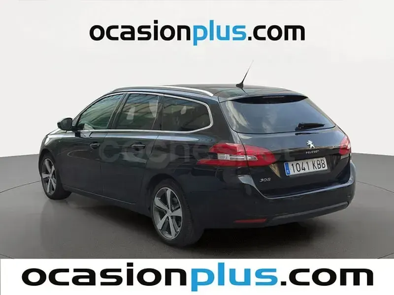 Usado Peugeot 308 SW Allure 120 CV (88 kW) 2017 Negro Familiar