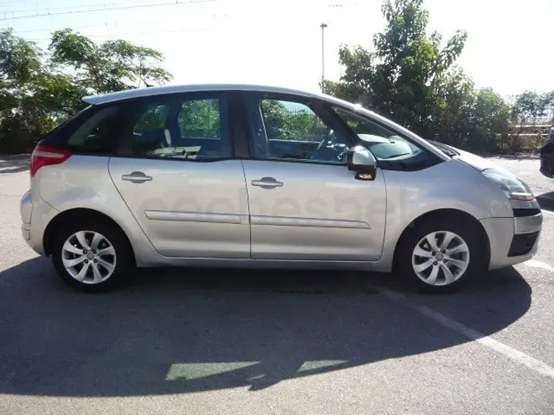 Usado Citroën C4 Picasso 110 CV (80 kW) 2007 Gris / plata Monovolumen