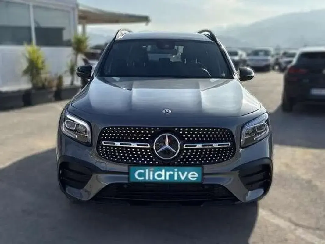 Usado Mercedes GLB200 150 CV (110 kW) 2022 Gris SUV