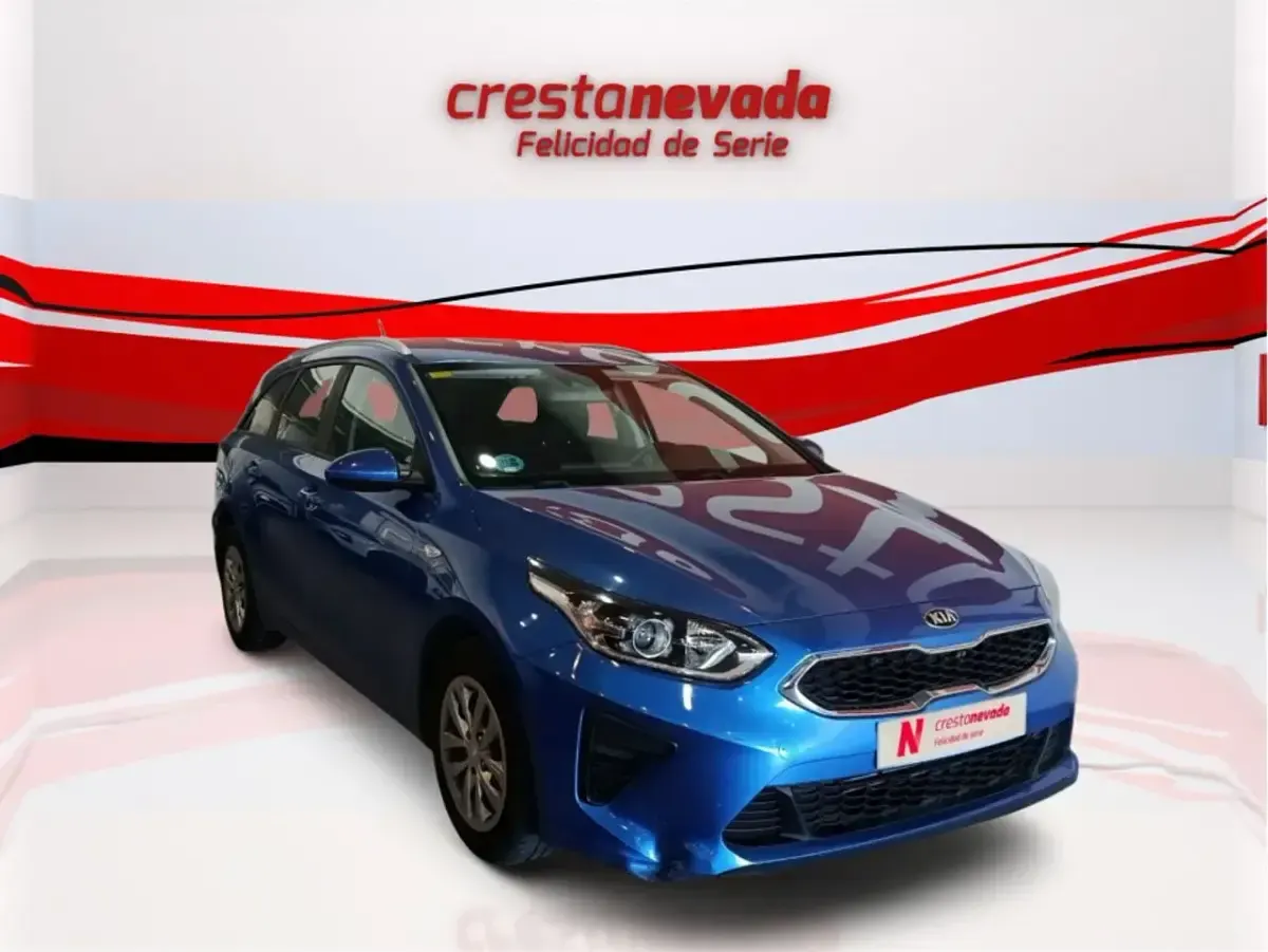 Usado Kia Ceed 120 CV (88 kW) 2020 Azul Utilitario