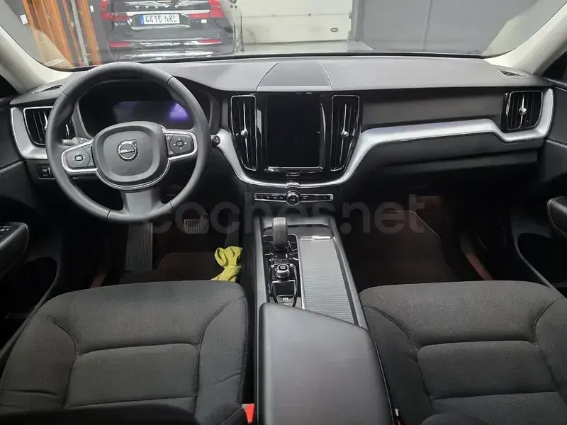 Usado Volvo XC60 Ultimate 197 CV (144 kW) 2022 Negro SUV