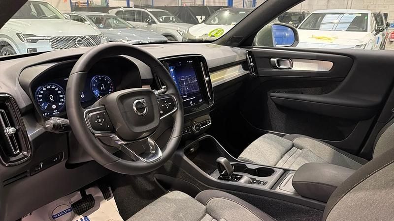 Usado Volvo XC40 Core 129 CV (94 kW) 2024 SUV