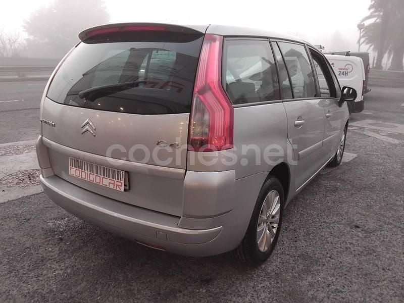 Usado Citroën Grand C4 Picasso 110 CV (80 kW) 2006 Gris / plata Monovolumen