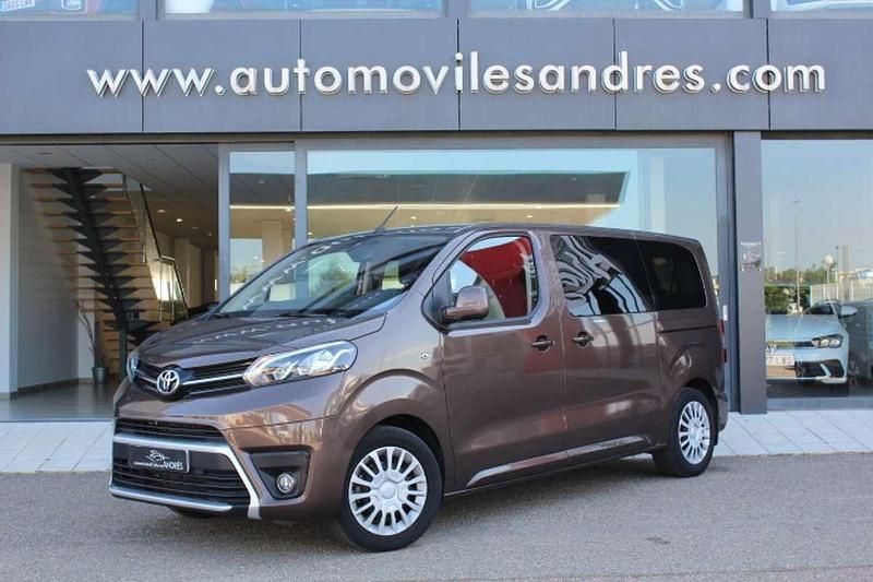 Marrón Usado 2023 Toyota Proace Plus Van | 41.350 € - Imagen 1/4
