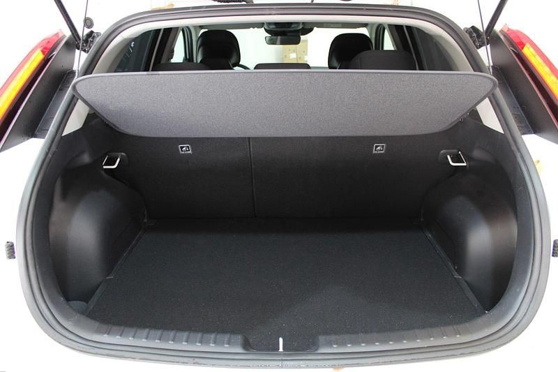 Nuevo Kia Niro 138 CV (101 kW) 2025 Rojo SUV