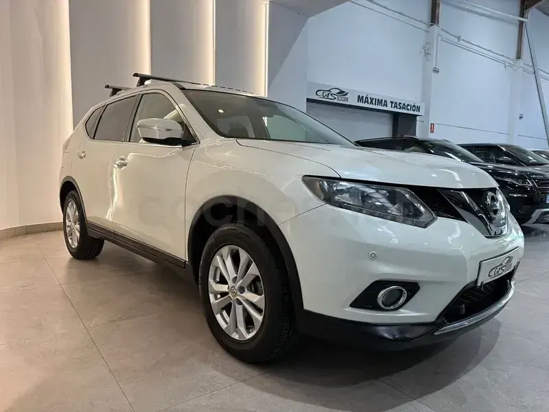 Usado Nissan X-Trail N-Connecta 163 CV (119 kW) 2017 Blanco SUV