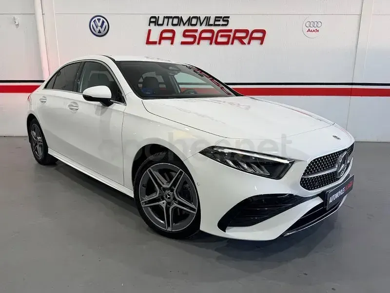 Usado Mercedes A250 218 CV (160 kW) 2023 Blanco Berlina