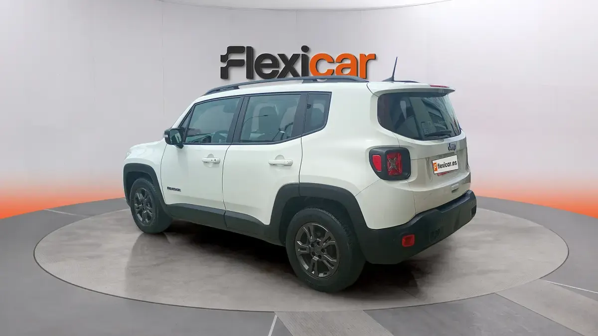 Usado Jeep Renegade Longitude 120 CV (88 kW) 2022 Blanco SUV