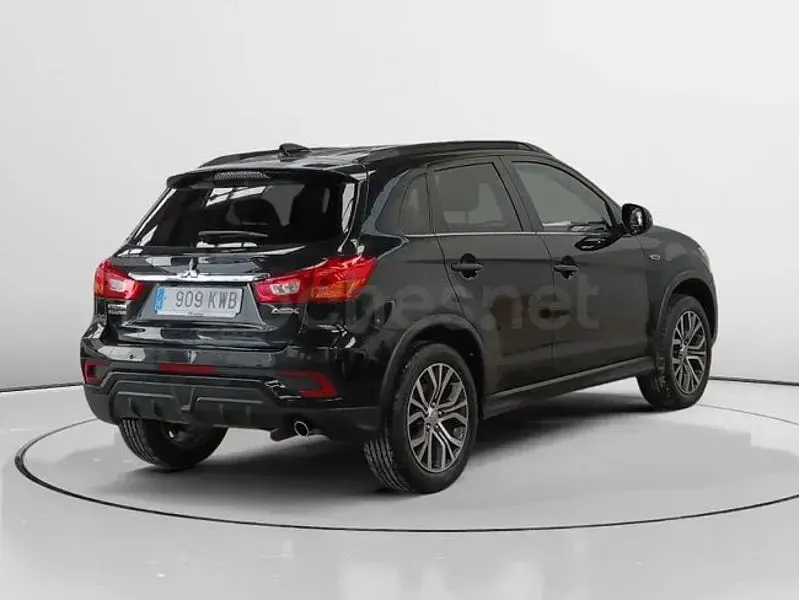 Usado Mitsubishi ASX Motion 117 CV (86 kW) 2019 Negro SUV