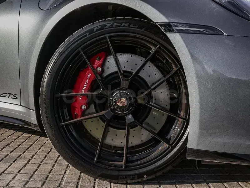 Nuevo Porsche 911 541 CV (397 kW) 2026 Gris / plata Coupe