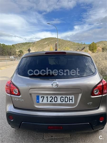 Usado Nissan Qashqai Visia 106 CV (77 kW) 2008 Beige SUV