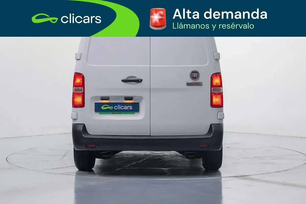 Usado Fiat Scudo 100 CV (73 kW) 2023 Blanco Van