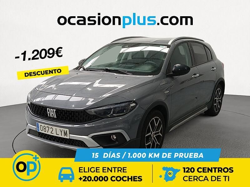 Gris Usado 2022 Fiat Tipo Cross Berlina | 13.300 € (Precio justo) - Imagen 1/4