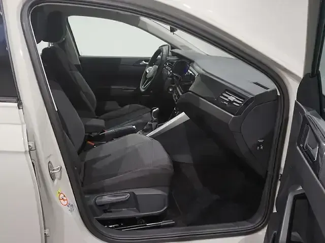 Usado VW Polo Match 95 CV (69 kW) 2025 Gris Utilitario