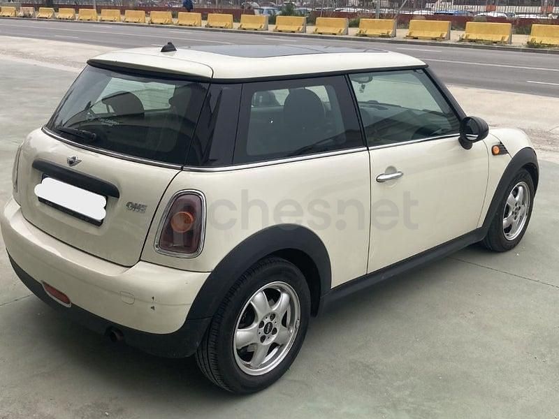 Usado Mini ONE 95 CV (69 kW) 2007 Beige Utilitario