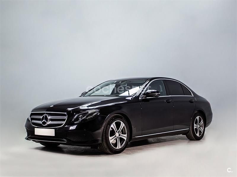 Usado Mercedes E220 194 CV (142 kW) 2016 Negro Berlina