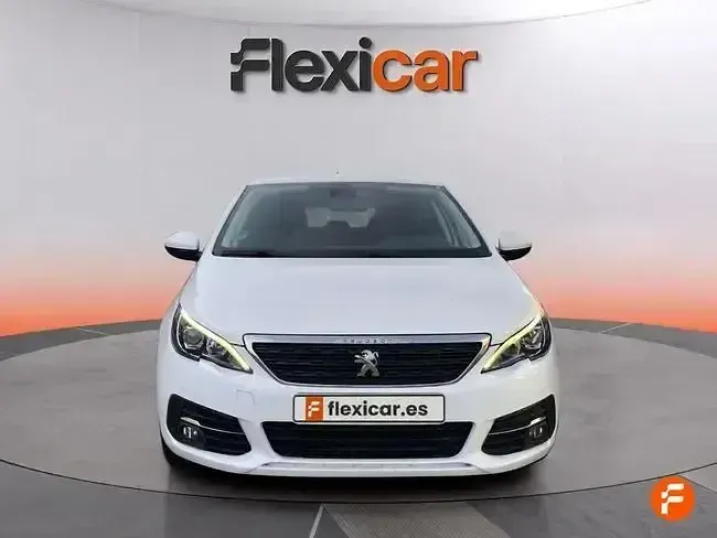 Usado Peugeot 308 Style 130 CV (95 kW) 2020 Blanco Berlina
