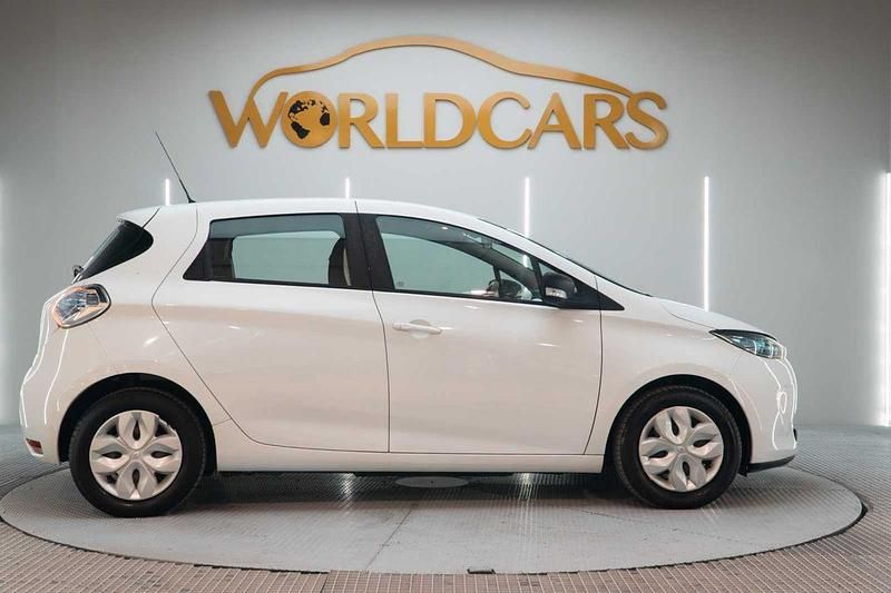 Usado Renault Zoe Life 67 kW (92 CV) 2019 Blanco Utilitario
