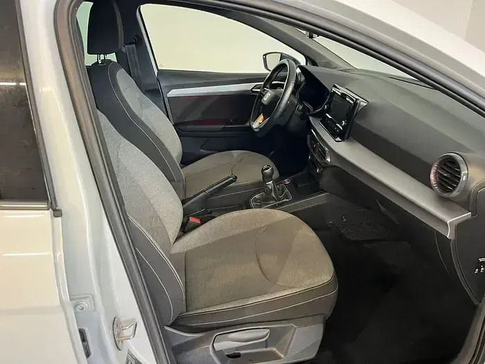 Usado Seat Ibiza XCELLENCE 116 CV (85 kW) 2025 Blanco Utilitario