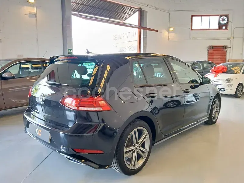 Usado VW Golf VII R-line 150 CV (110 kW) 2017 Negro Familiar