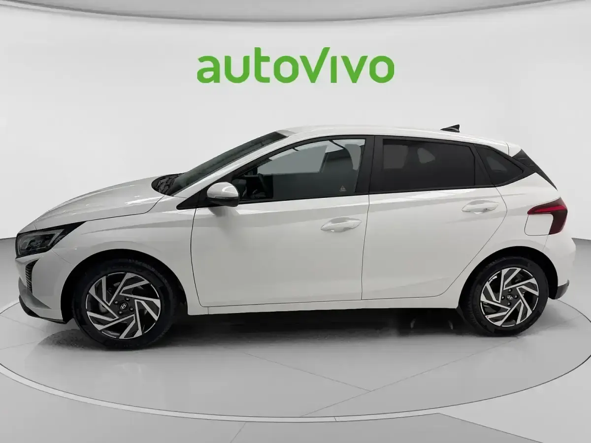 Nuevo Hyundai i20 100 CV (73 kW) 2025 Blanco Utilitario