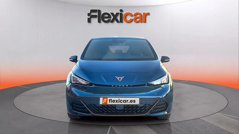 Begagnad Cupra Born 150 kW (204 HK) 2021 Vit Halvkombi