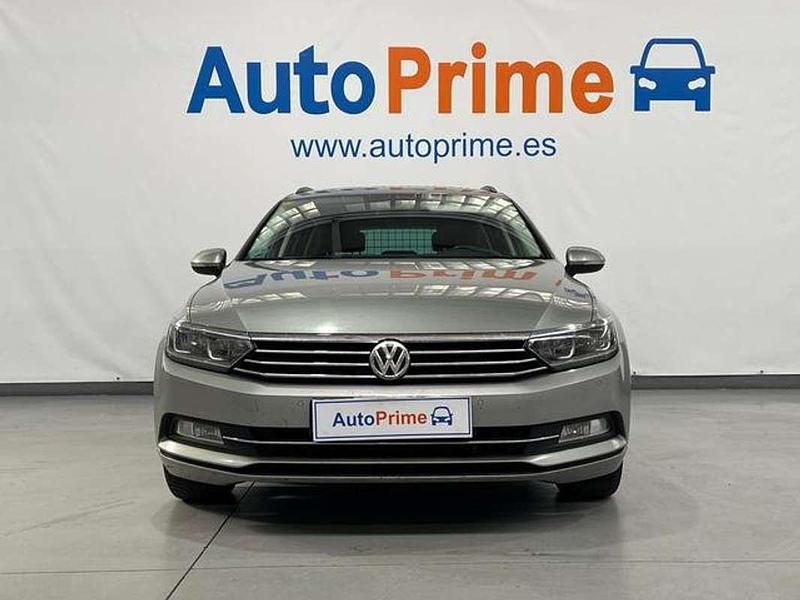Usado VW Passat Advance 150 CV (110 kW) 2016 Gris / plata Familiar