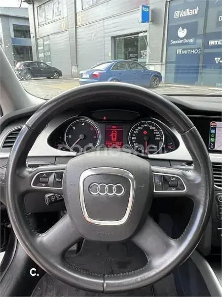 Usado Audi A4 143 CV (105 kW) 2009 Negro Berlina