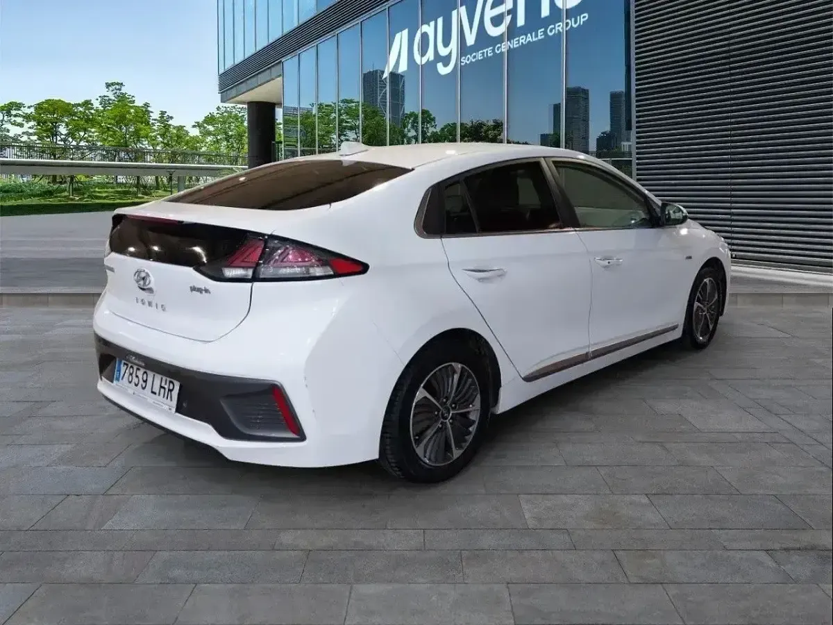 Usado Hyundai Ioniq 141 CV (103 kW) 2020 Blanco Utilitario