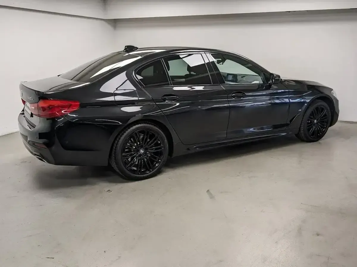 Usado BMW 530e iPerformance 252 CV (185 kW) 2019 Negro Berlina