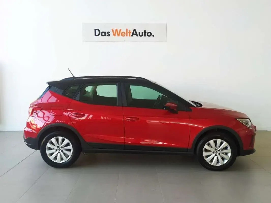 Usado Seat Arona Style 116 CV (85 kW) 2025 Rojo SUV