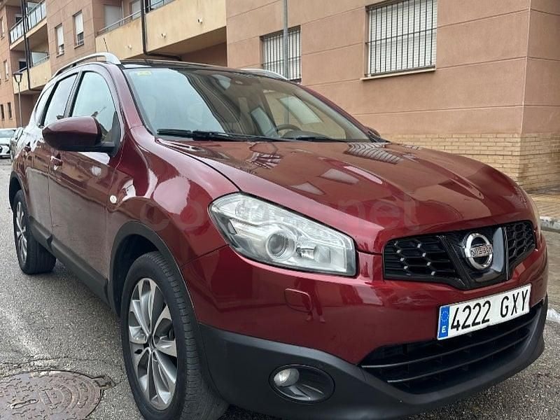 Usado Nissan Qashqai +2 Premium Edition 150 CV (110 kW) 2011 Granate SUV