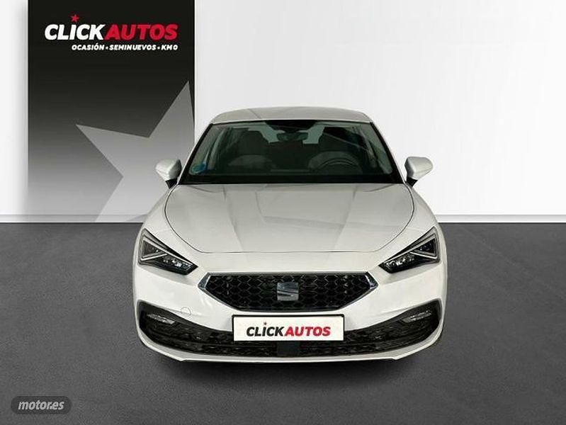 Usado Seat Leon Style 150 CV (110 kW) 2024 Blanco