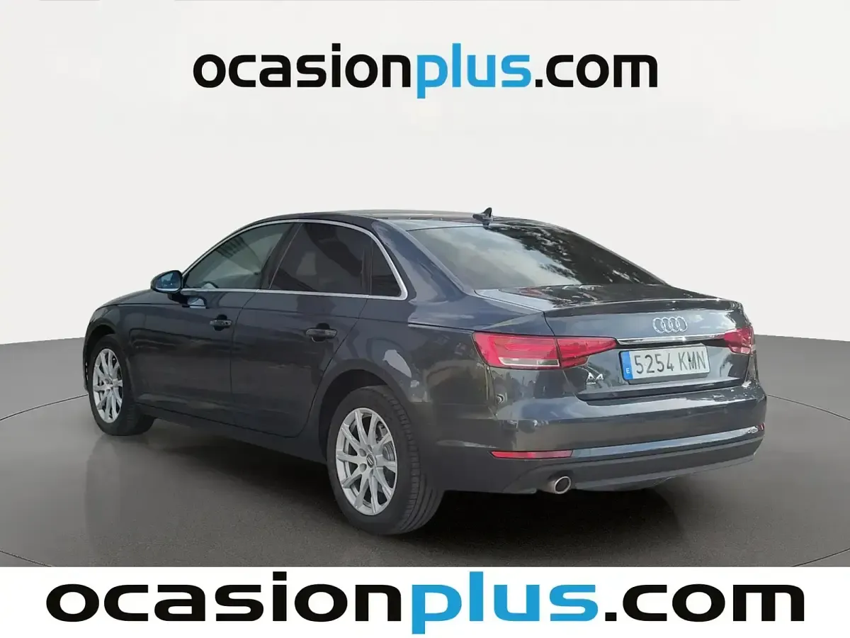 Usado Audi A4 Advanced 150 CV (110 kW) 2018 Gris Berlina
