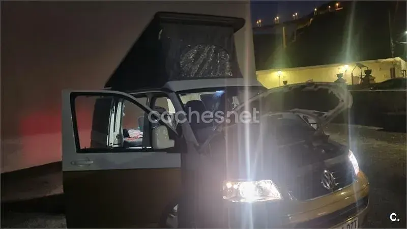 Usado VW California Beach 140 CV (102 kW) 2008 Amarillo Van