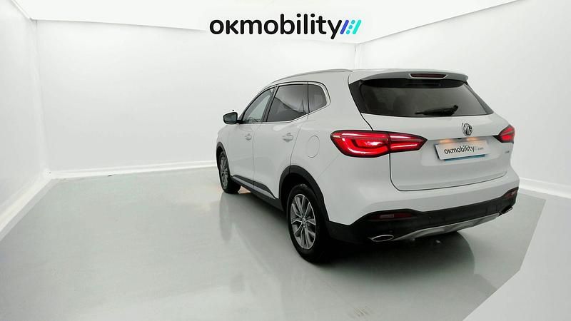 Usado MG HS Comfort 162 CV (119 kW) 2023 Dover blanco SUV